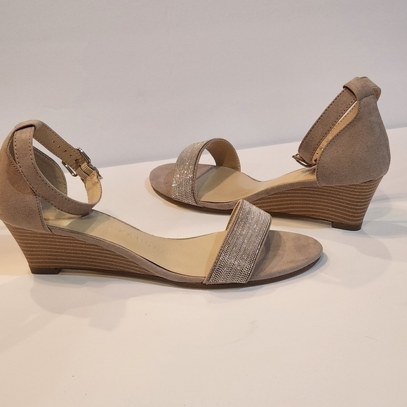 Athena Alexander Enfield Ankle Strap Wedge Stack Sandal‎ 9.5 Spring Wedding - Picture 1 of 15